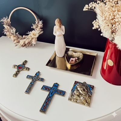 Croix Sacré-Coeur et fleurs de lys – 11,5 cm – 060