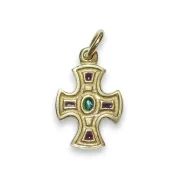 Croix pattée ou celte, croix pendentif, bijou religieux