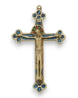Crucifix sur une Croix tréflée d&rsquo;inspiration médiévale – 15 cm – 061