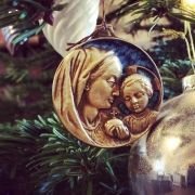 Médaillon de naissance Vierge à l&rsquo;enfant – 5,5 cm – 0180