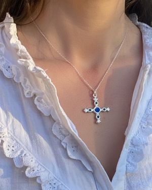 Croix fleuronnée ou fleurdelisée et cabochons en argent – 3,9 cm – NAB3