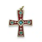 Croix à motifs géométriques rouges et verts