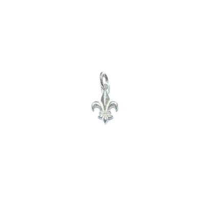 Petite fleur de lys en argent massif – 1.8 cm – NA64