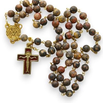 Chapelet avec des perles de jaspe leopard – Croix émaillée – CH1-0181