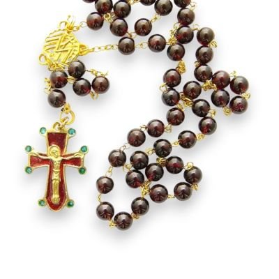 Chapelet en grenat avec une croix et le Christ – CH10-0197