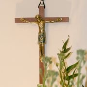 crucifix bronze et bois