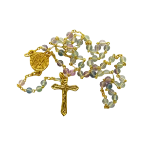 Chapelet en Fluorite – Crucifix doré – 2,5 cm – CH18-0240