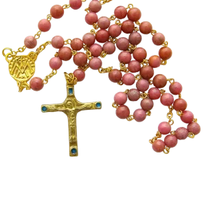 Chapelet rose en Rhodonite – Crucifix et cabochons – CH9-202