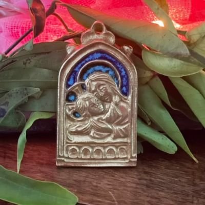 Plaque Vierge à l&rsquo;Enfant bronze émaillé – 5,5cm – 0235