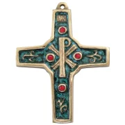 Croix murale émaillée verte avec chrisme et volutes